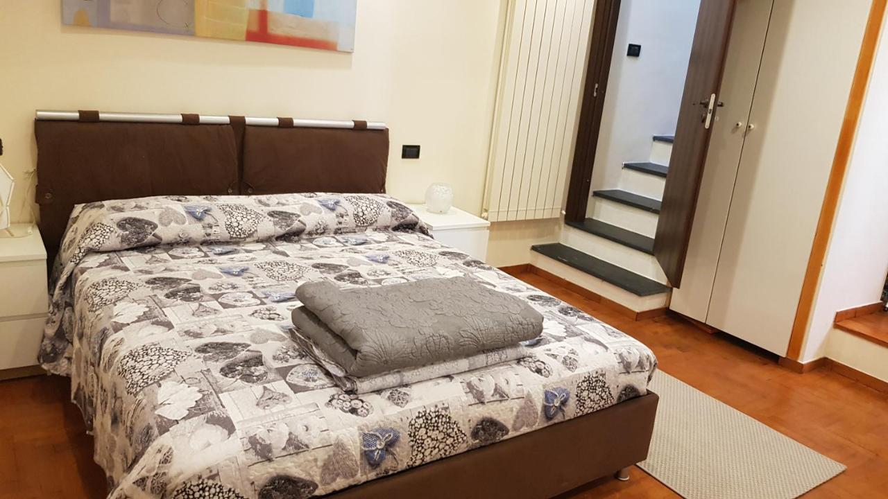 Appartement Casa Al-Ma à Pietrabruna Extérieur photo